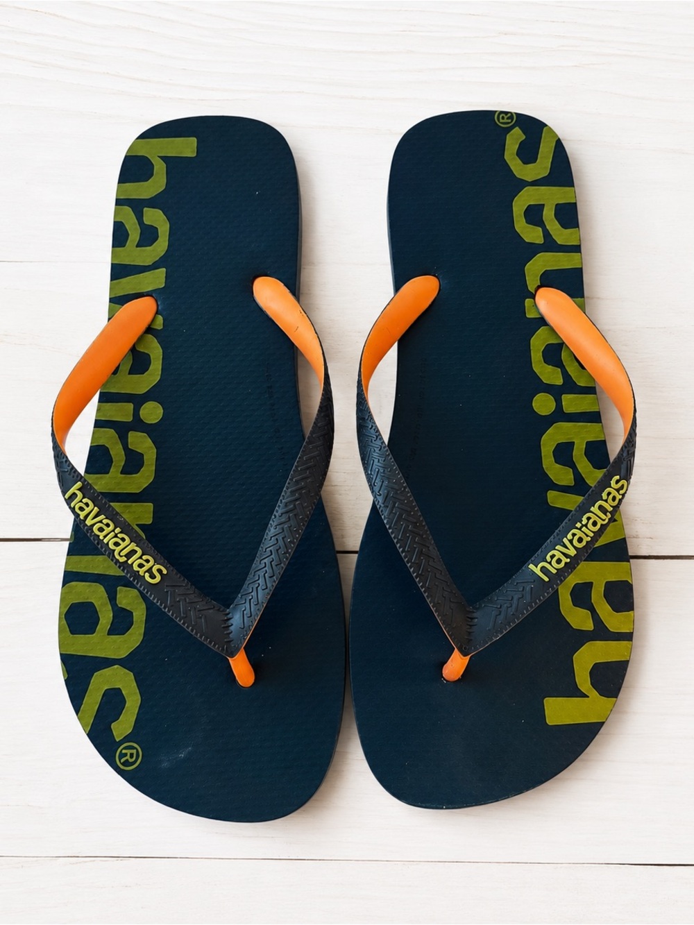Havaianas Men’s Flip Flops Navy Orange Green Logo Size 11/12 Brazil 43/44